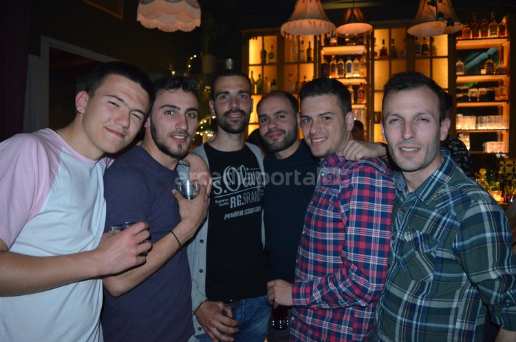 aek glennti 2 antigrafi